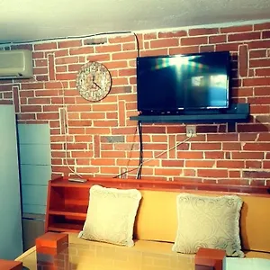 Leon's , Sarandë Albania